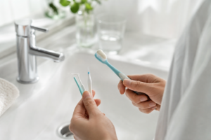 Ústní mikrobiom: Jak každodenní návyky ovlivňují zdraví úst