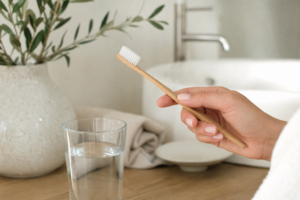 Ústní mikrobiom: Jak každodenní péče ovlivňuje rovnováhu v ústech